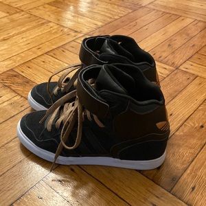 Adidas women sneakers